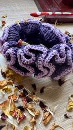 Chouchou en Crochet Fait Main – Coloris Améthyste