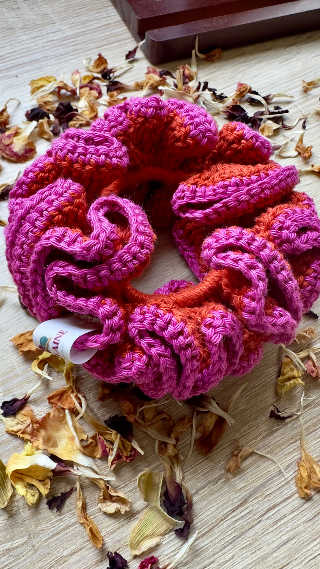Chouchou en Crochet Fait Main – Coloris Sunset