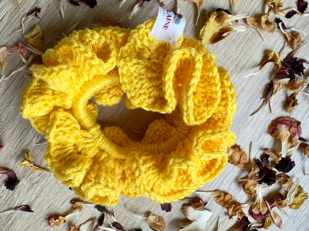 Chouchou Volanté en Crochet – Jaune Tournesol