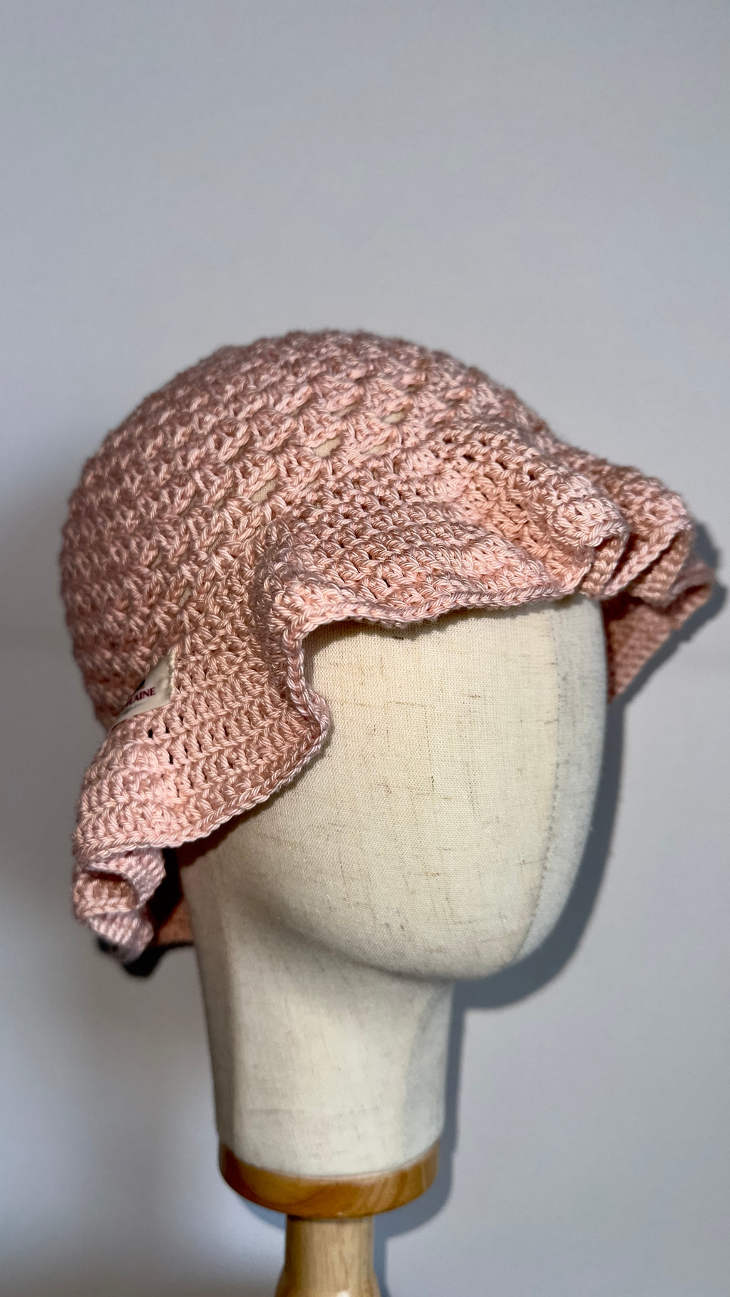 Chapeau Bob en Crochet Fait Main – Rose Poudré Chic